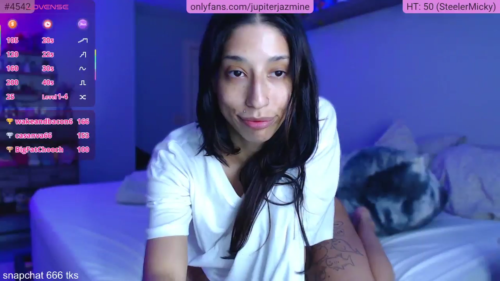 Gallery image thumbnail from coconutbunz's myfreecams stream on, 11/08/2025, 17:48 image 16 of 20