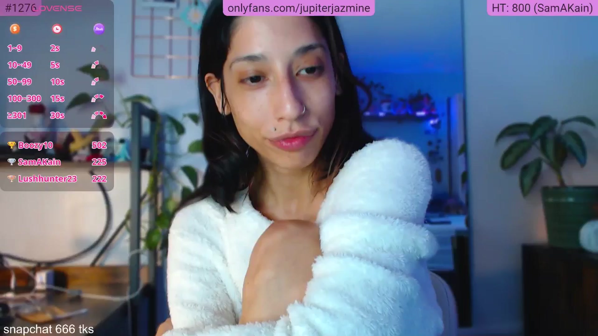 Gallery image thumbnail from coconutbunz's myfreecams stream on, 11/11/2025, 02:04 image 2 of 20