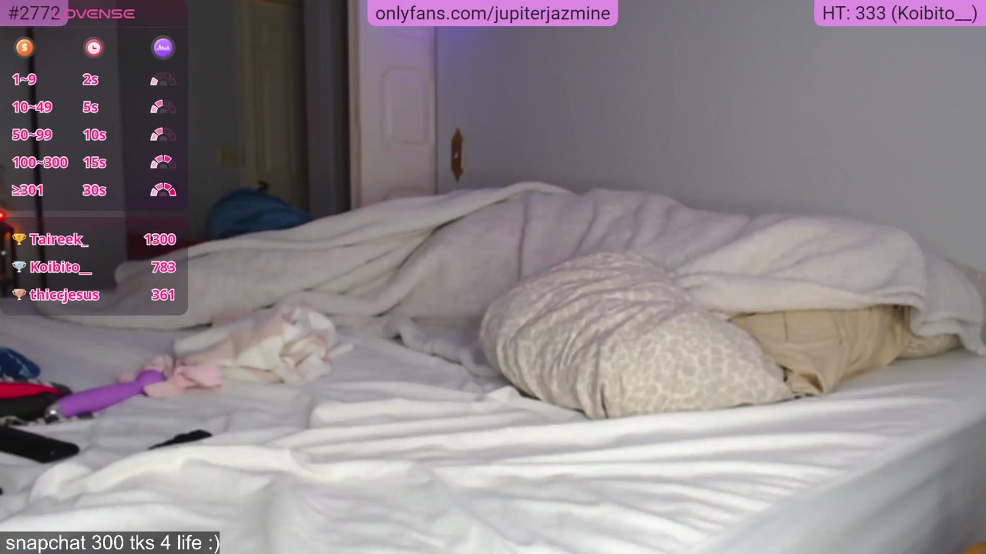 Gallery image thumbnail from coconutbunz's myfreecams stream on, 12/29/2025, 02:31 image 14 of 20