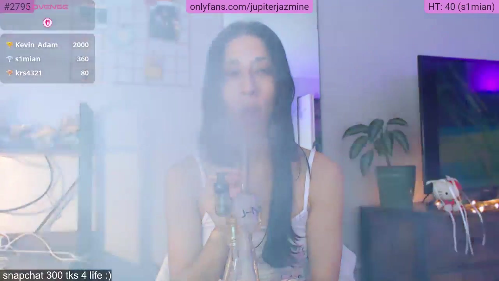 Gallery image thumbnail from coconutbunz's myfreecams stream on, 01/07/2026, 23:00 image 15 of 20