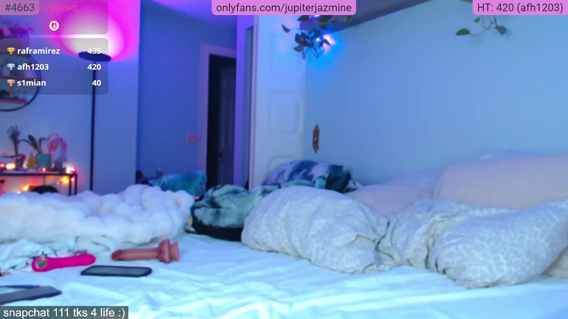 Gallery image thumbnail from coconutbunz's myfreecams stream on, 01/29/2026, 03:15 image 5 of 20