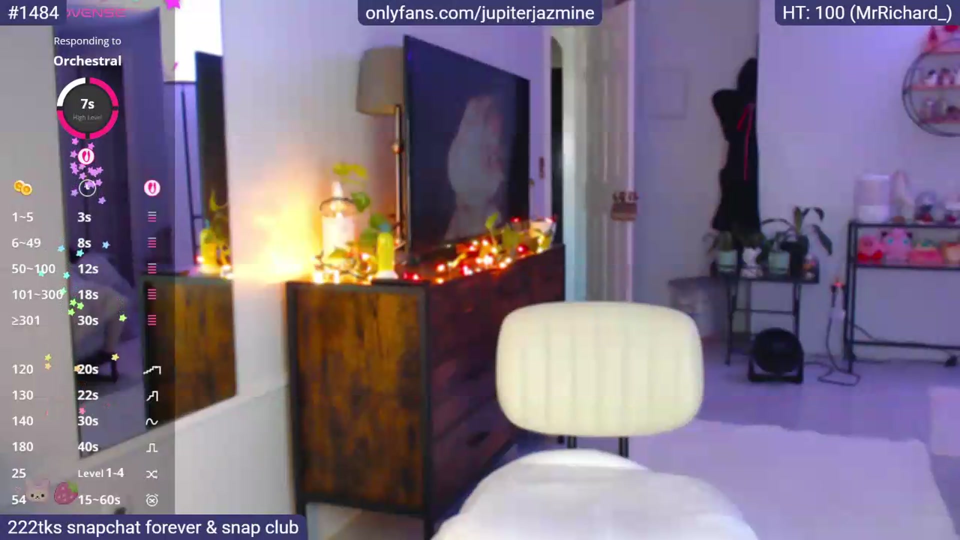 Gallery image thumbnail from coconutbunz's myfreecams stream on, 07/19/2026, 21:00 image 12 of 20