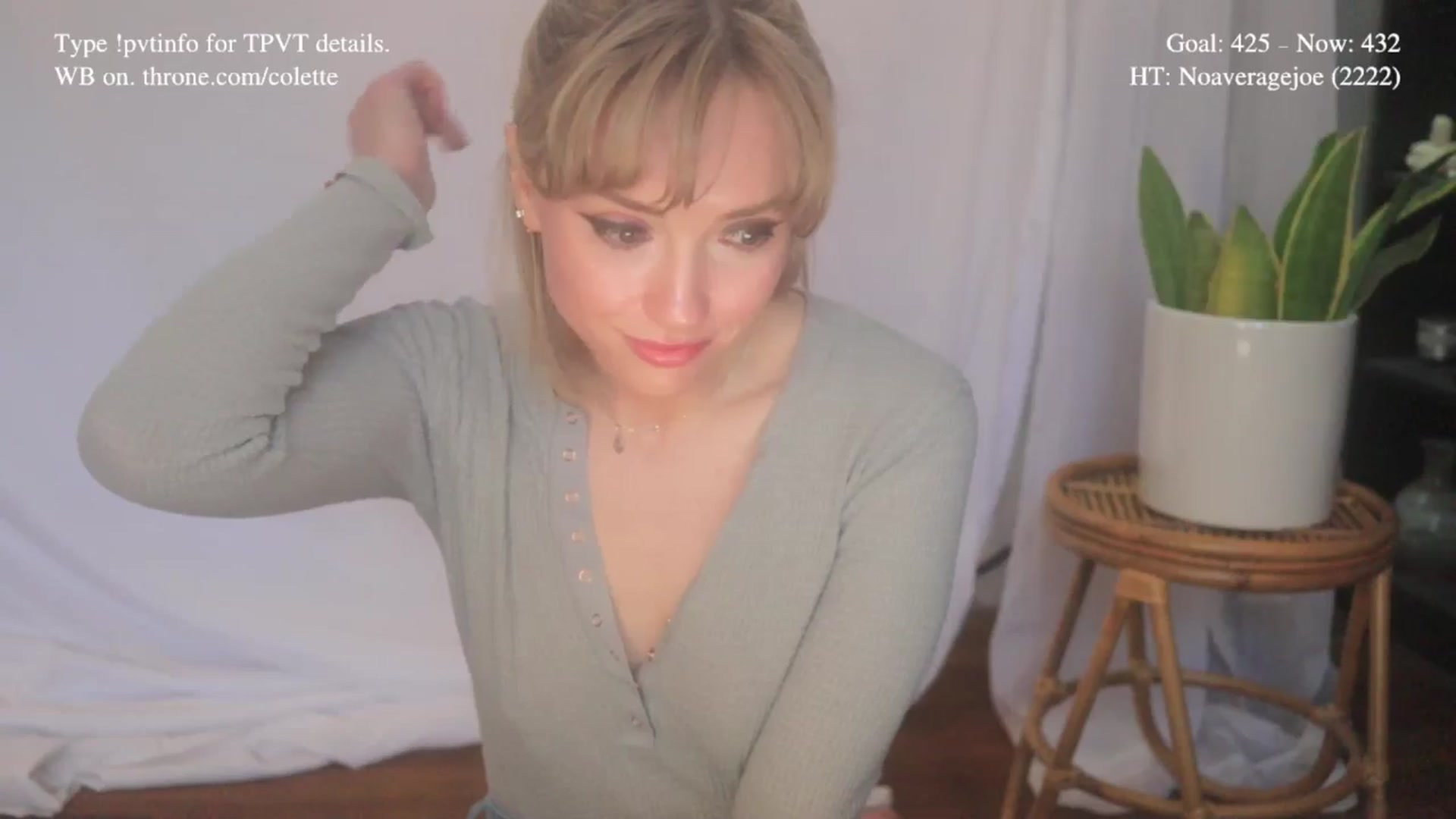 Gallery image thumbnail from colette's myfreecams stream on, 01/27/2026, 20:14 image 14 of 20