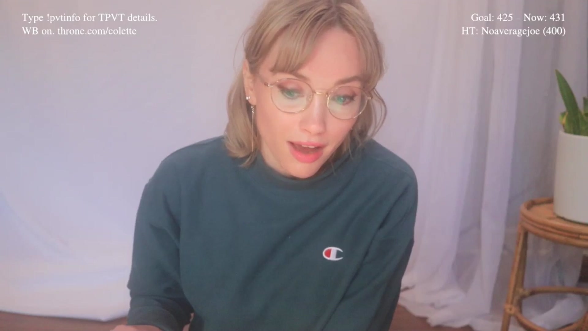 Gallery image thumbnail from colette's myfreecams stream on, 01/28/2026, 20:20 image 17 of 20