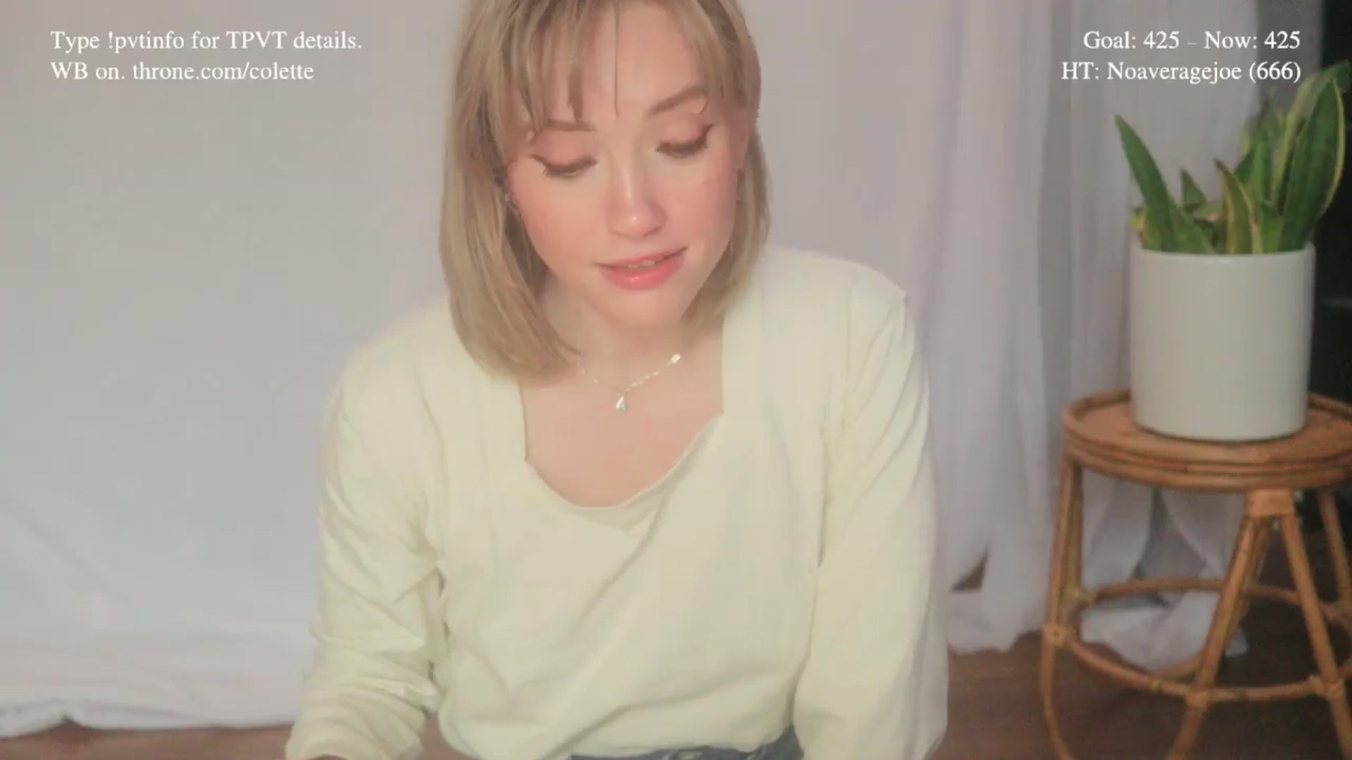 Gallery image thumbnail from colette's myfreecams stream on, 01/29/2026, 20:46 image 16 of 20