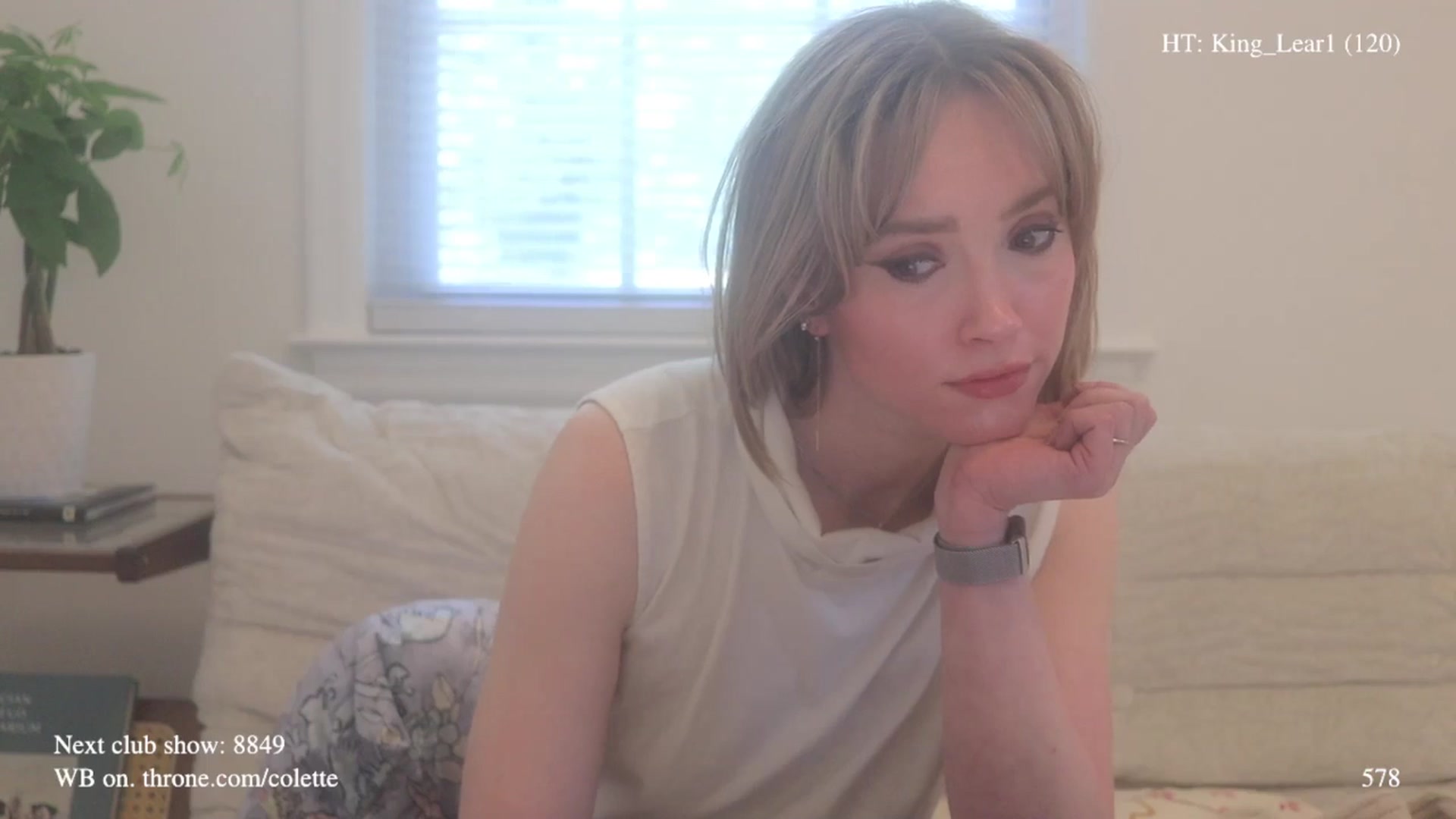 Gallery image thumbnail from colette's myfreecams stream on, 04/16/2026, 18:55 image 9 of 20