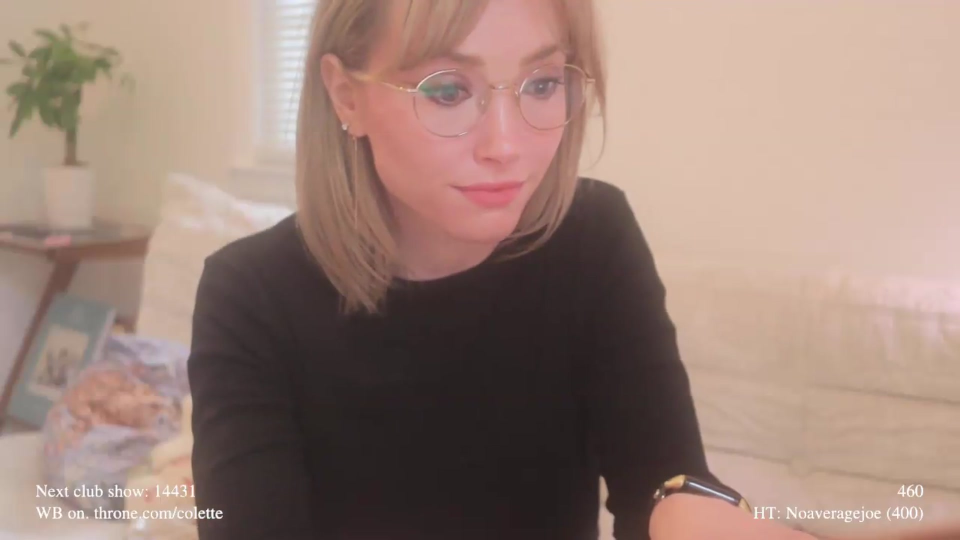 Gallery image thumbnail from colette's myfreecams stream on, 04/28/2026, 19:12 image 16 of 20