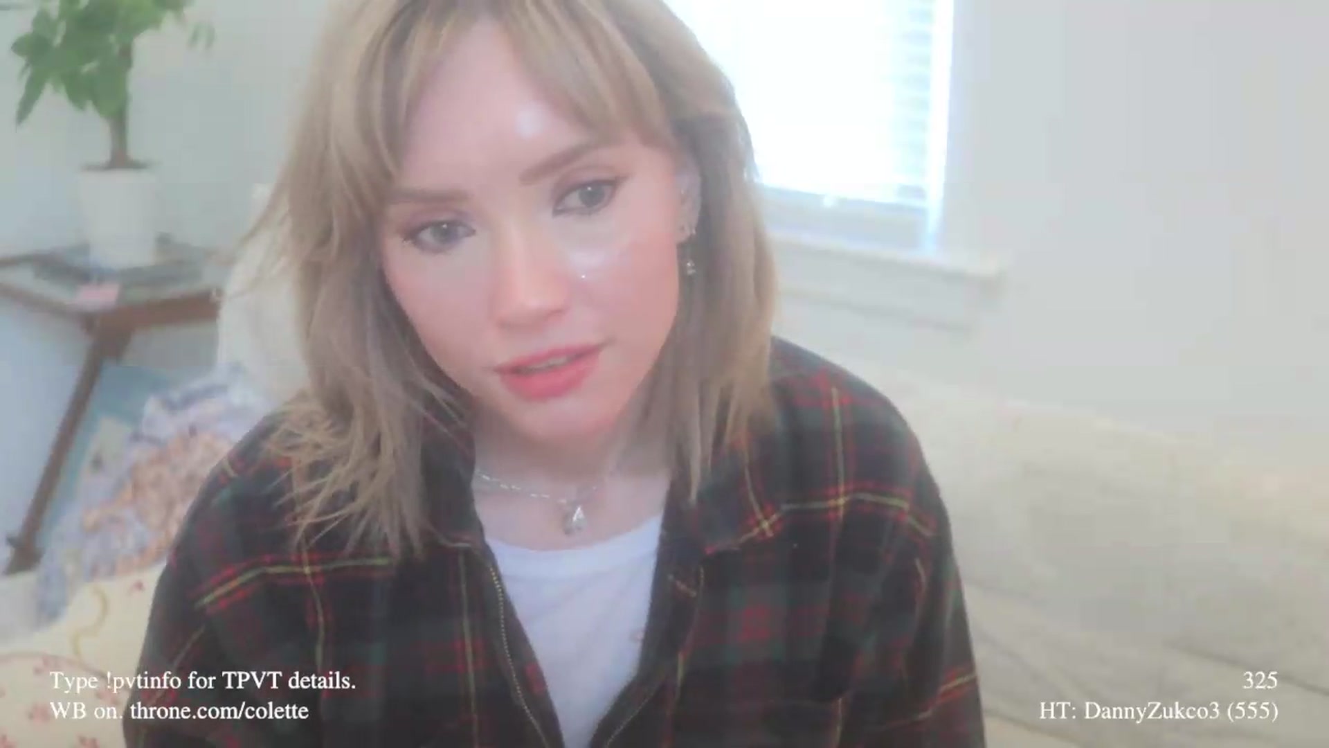 Gallery image thumbnail from colette's myfreecams stream on, 05/06/2026, 19:52 image 13 of 20