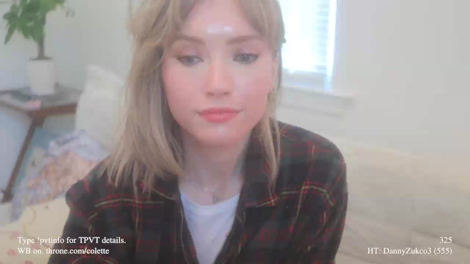 Gallery image thumbnail from colette's myfreecams stream on, 05/06/2026, 19:52 image 17 of 20