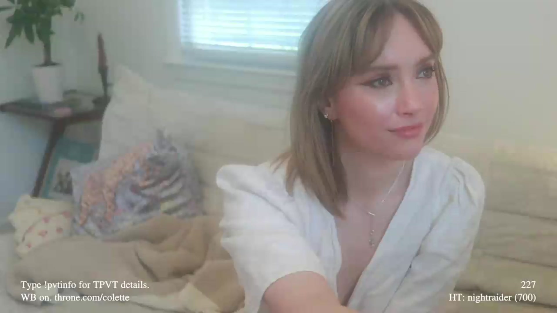 Gallery image thumbnail from colette's myfreecams stream on, 06/11/2026, 21:12 image 13 of 20