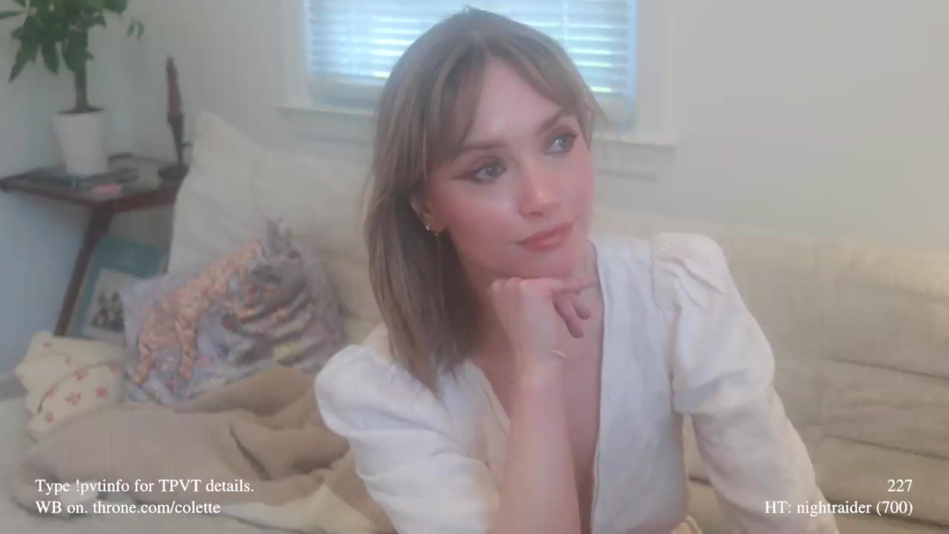 Gallery image thumbnail from colette's myfreecams stream on, 06/11/2026, 21:12 image 18 of 20