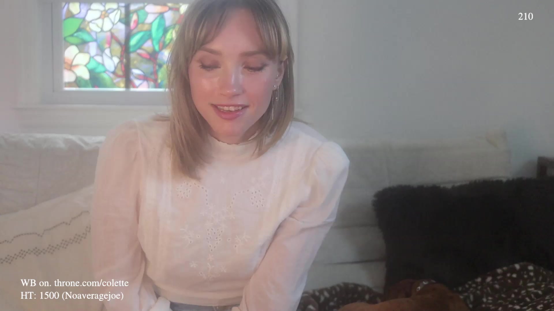 Gallery image thumbnail from colette's myfreecams stream on, 08/28/2026, 20:33 image 17 of 20