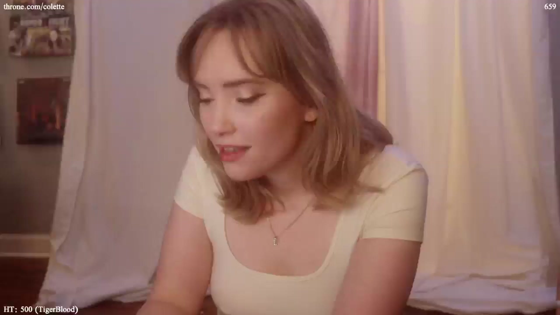 Gallery image thumbnail from coletteclaude's myfreecams stream on, 06/01/2024, 20:27 image 5 of 20