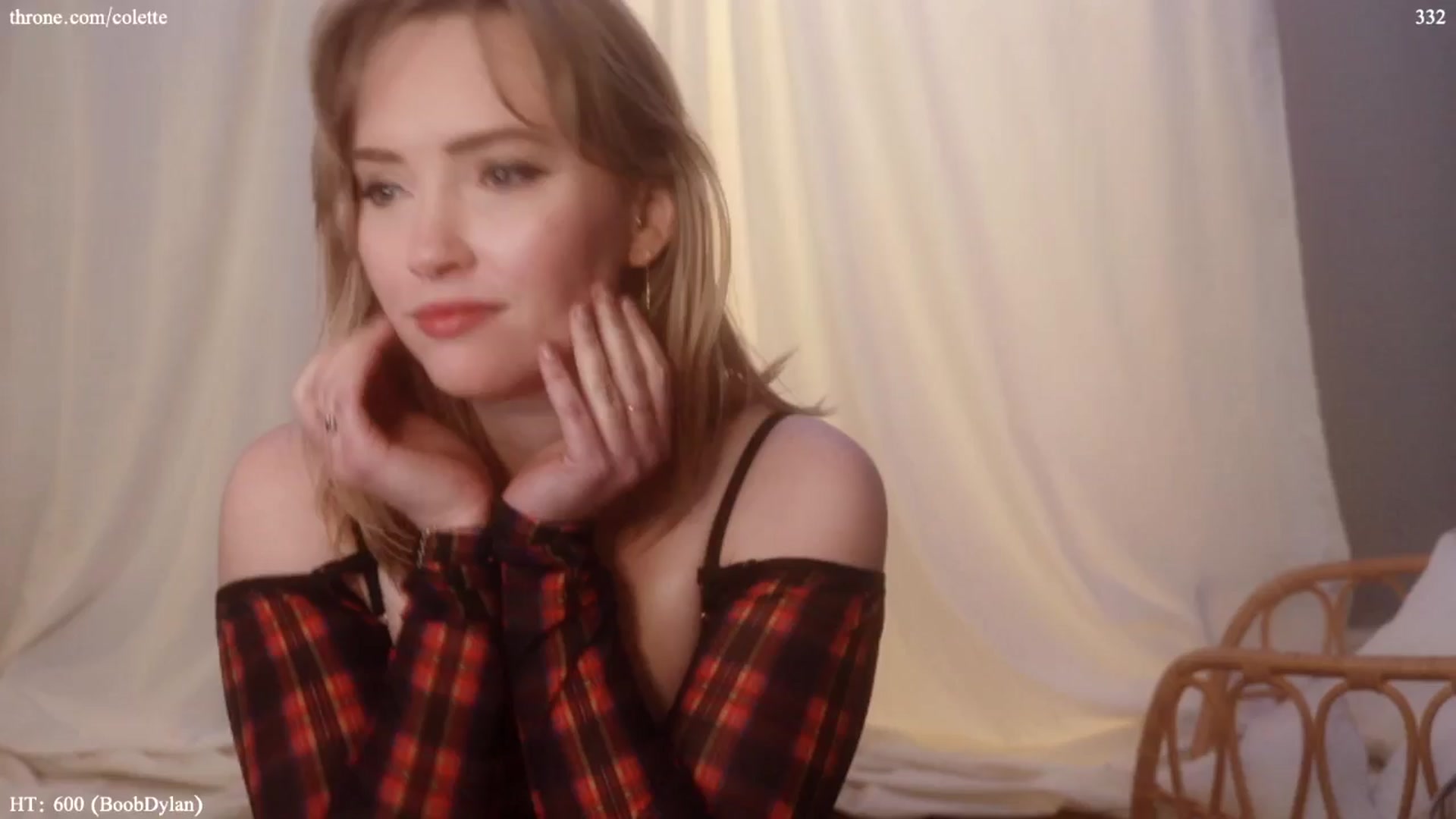 Gallery image thumbnail from coletteclaude's myfreecams stream on, 06/05/2024, 19:44 image 15 of 20