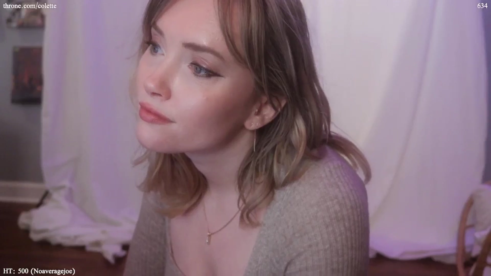 Gallery image thumbnail from coletteclaude's myfreecams stream on, 06/17/2024, 18:25 image 18 of 20