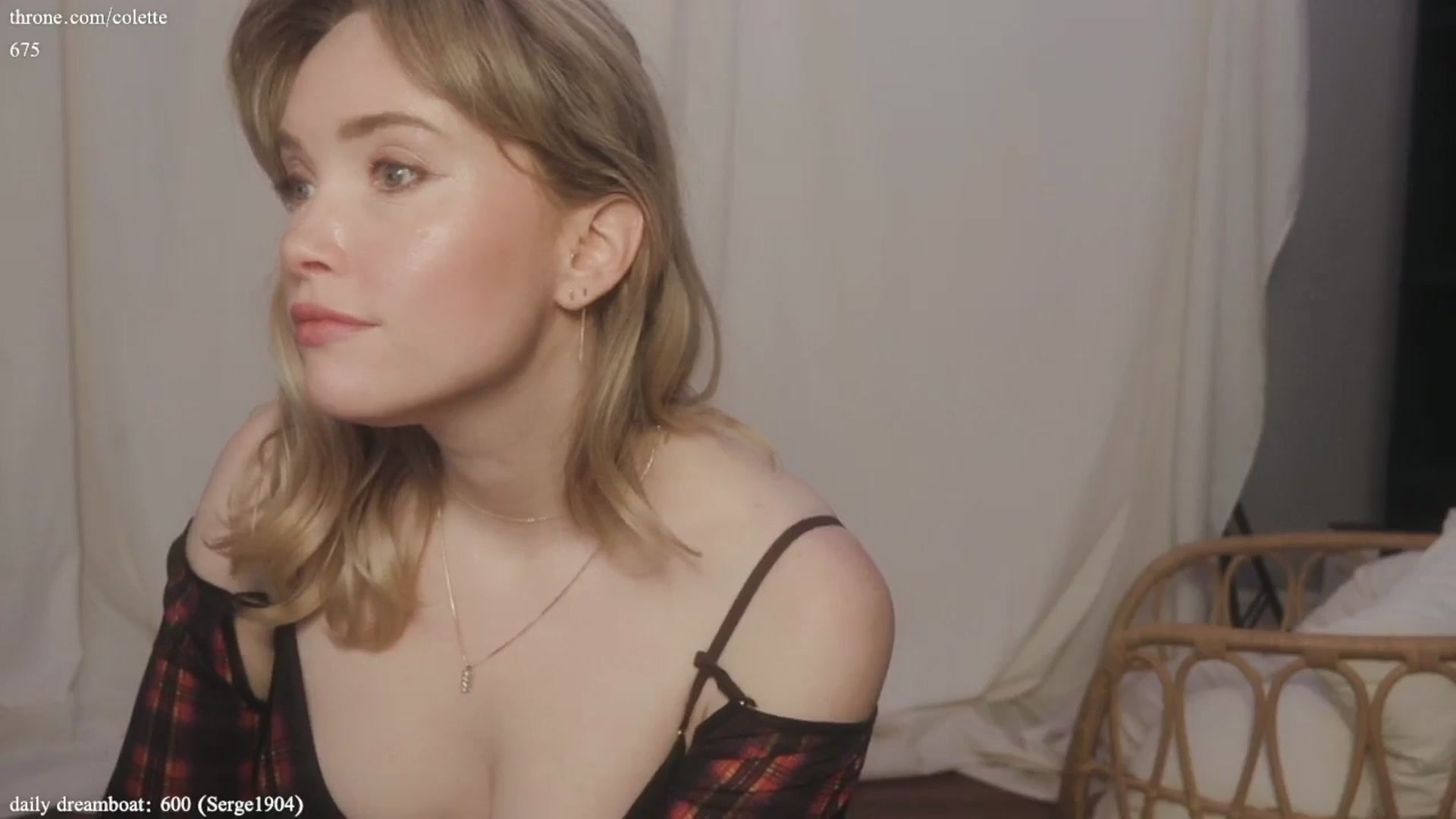 Gallery image thumbnail from coletteclaude's myfreecams stream on, 08/01/2024, 19:43 image 4 of 20
