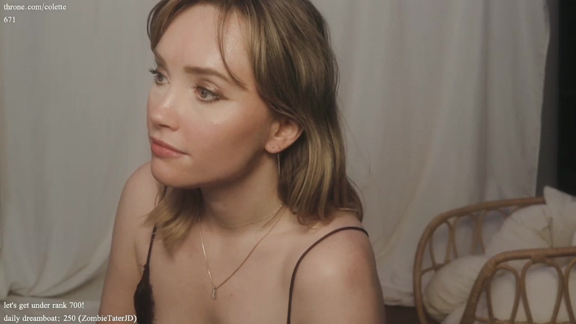 Gallery image thumbnail from coletteclaude's myfreecams stream on, 08/02/2024, 20:41 image 10 of 20