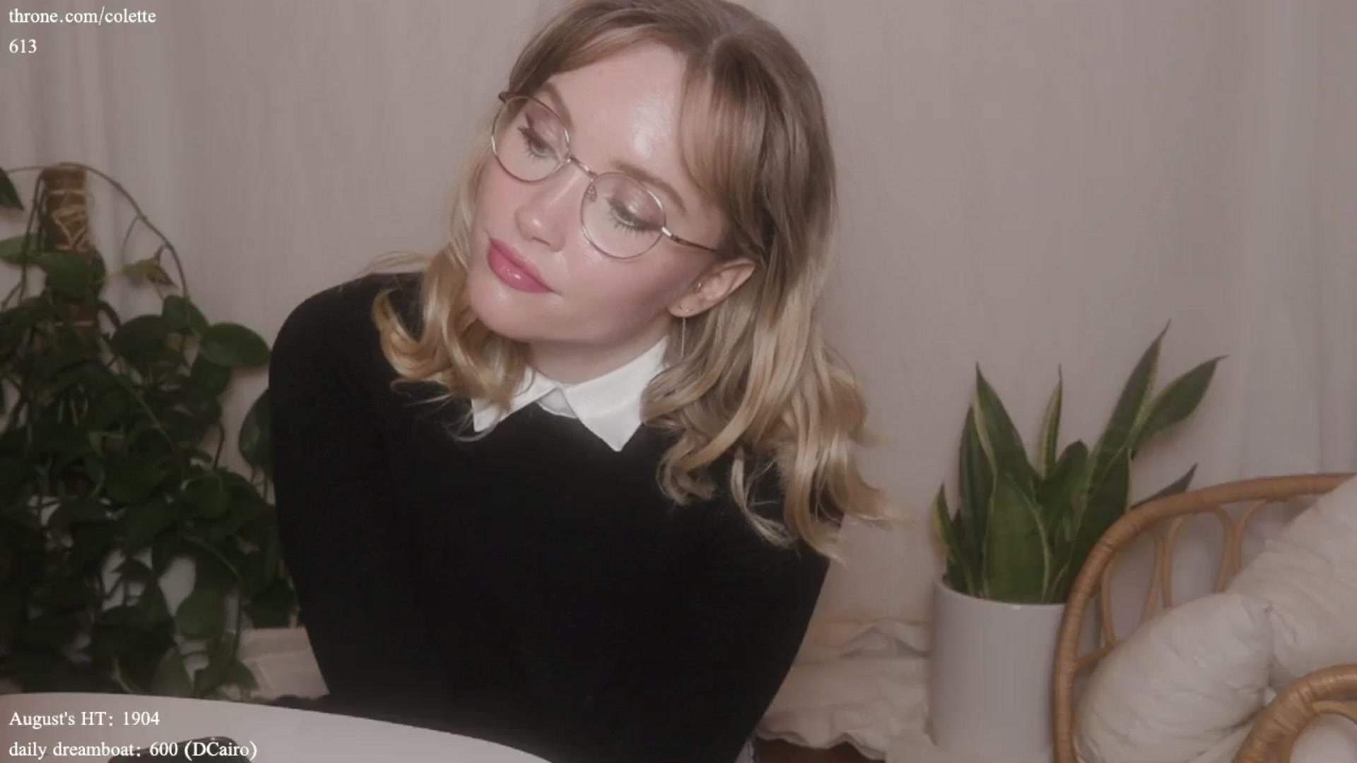 Gallery image thumbnail from coletteclaude's myfreecams stream on, 08/06/2024, 19:01 image 12 of 20