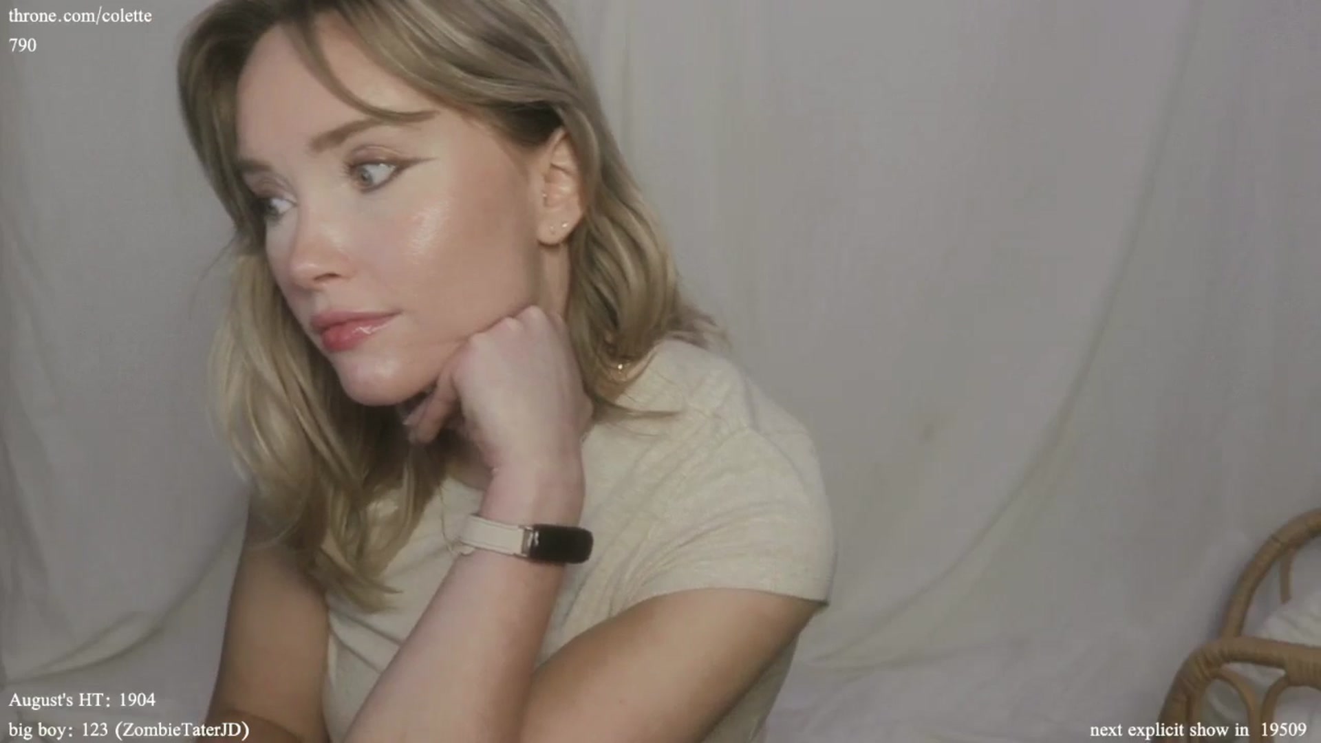 Gallery image thumbnail from coletteclaude's myfreecams stream on, 08/12/2024, 19:49 image 11 of 20