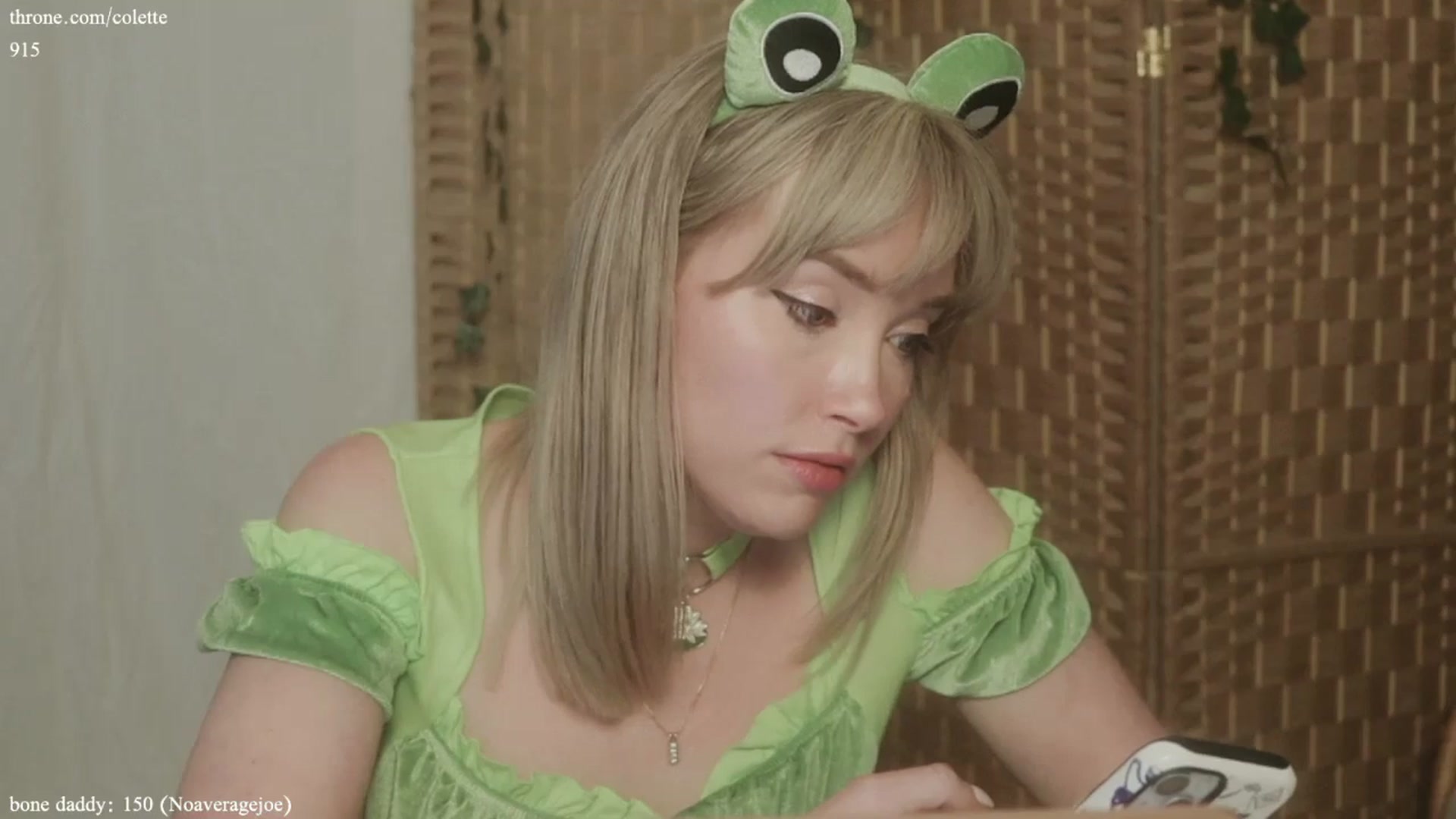 Gallery image thumbnail from coletteclaude's myfreecams stream on, 10/24/2024, 20:48 image 12 of 20