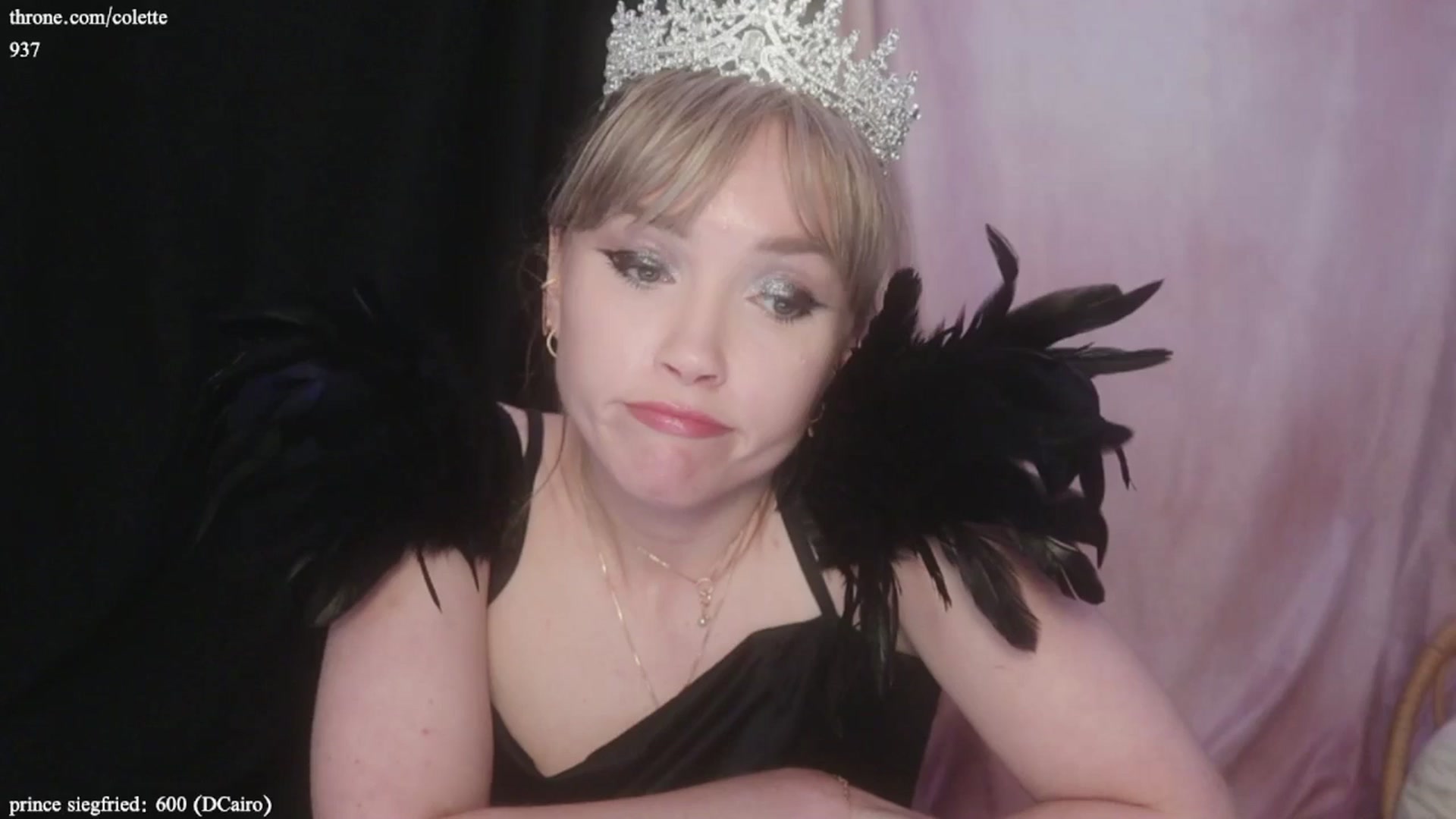 Gallery image thumbnail from coletteclaude's myfreecams stream on, 10/28/2024, 20:27 image 10 of 20
