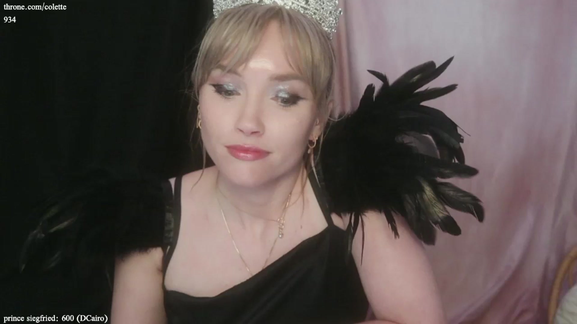 Gallery image thumbnail from coletteclaude's myfreecams stream on, 10/28/2024, 20:27 image 20 of 20