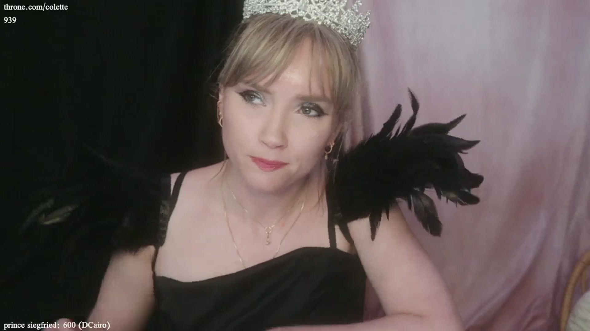 Gallery image thumbnail from coletteclaude's myfreecams stream on, 10/28/2024, 20:27 image 15 of 20