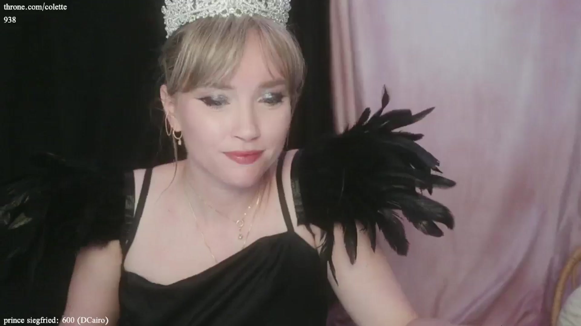 Gallery image thumbnail from coletteclaude's myfreecams stream on, 10/28/2024, 20:27 image 11 of 20