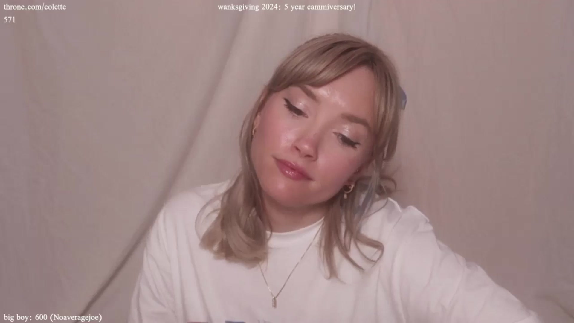 Gallery image thumbnail from coletteclaude's myfreecams stream on, 11/01/2024, 18:20 image 10 of 20