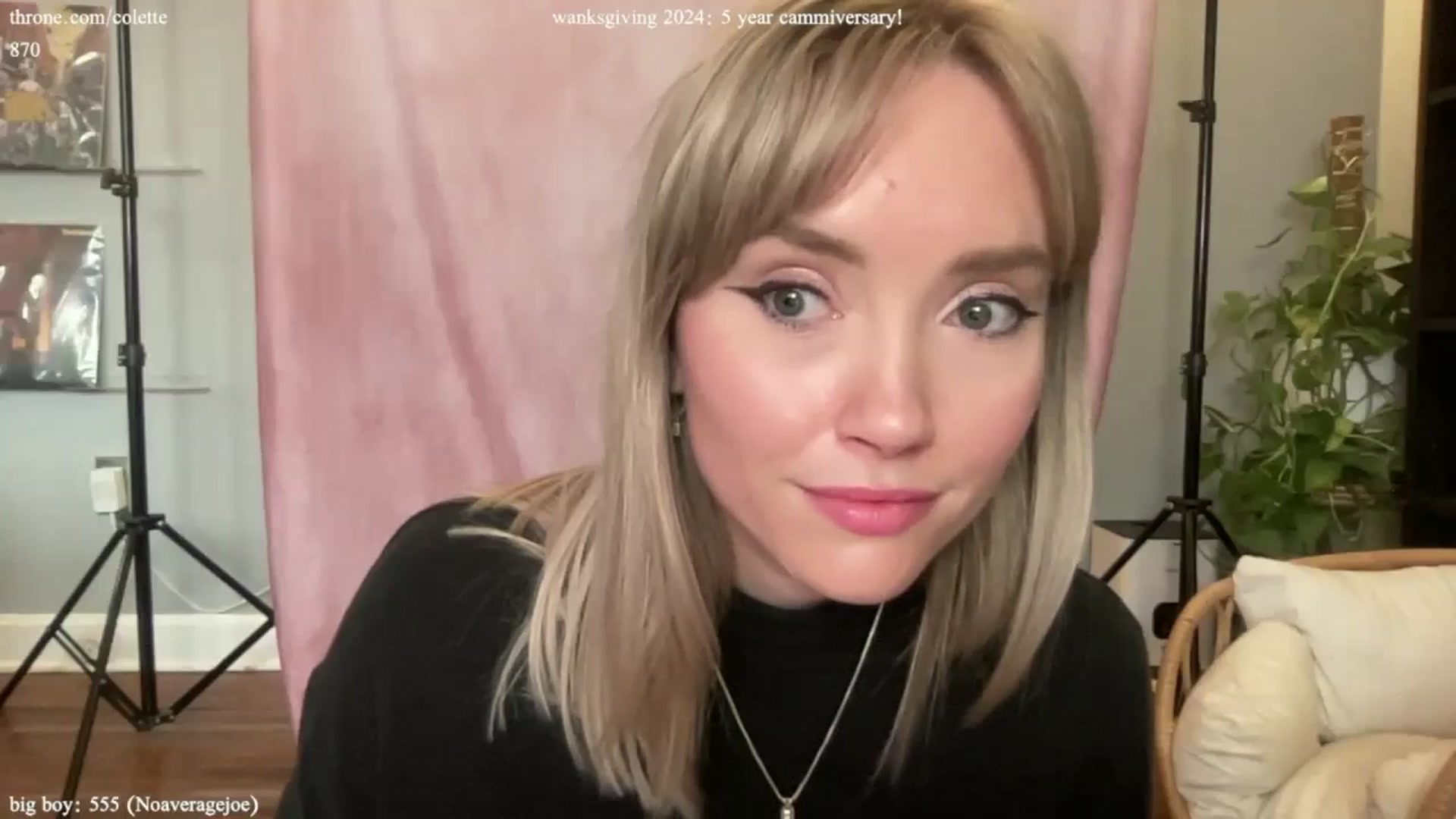 Gallery image thumbnail from coletteclaude's myfreecams stream on, 11/04/2024, 22:01 image 19 of 20