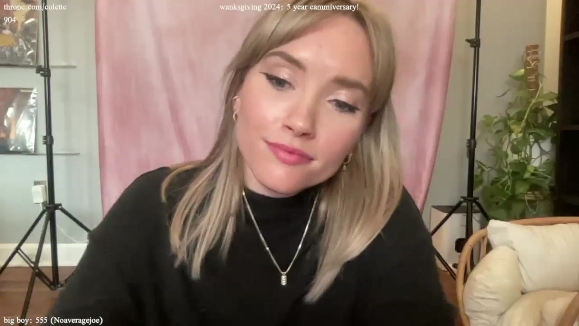 Gallery image thumbnail from coletteclaude's myfreecams stream on, 11/04/2024, 22:01 image 15 of 20