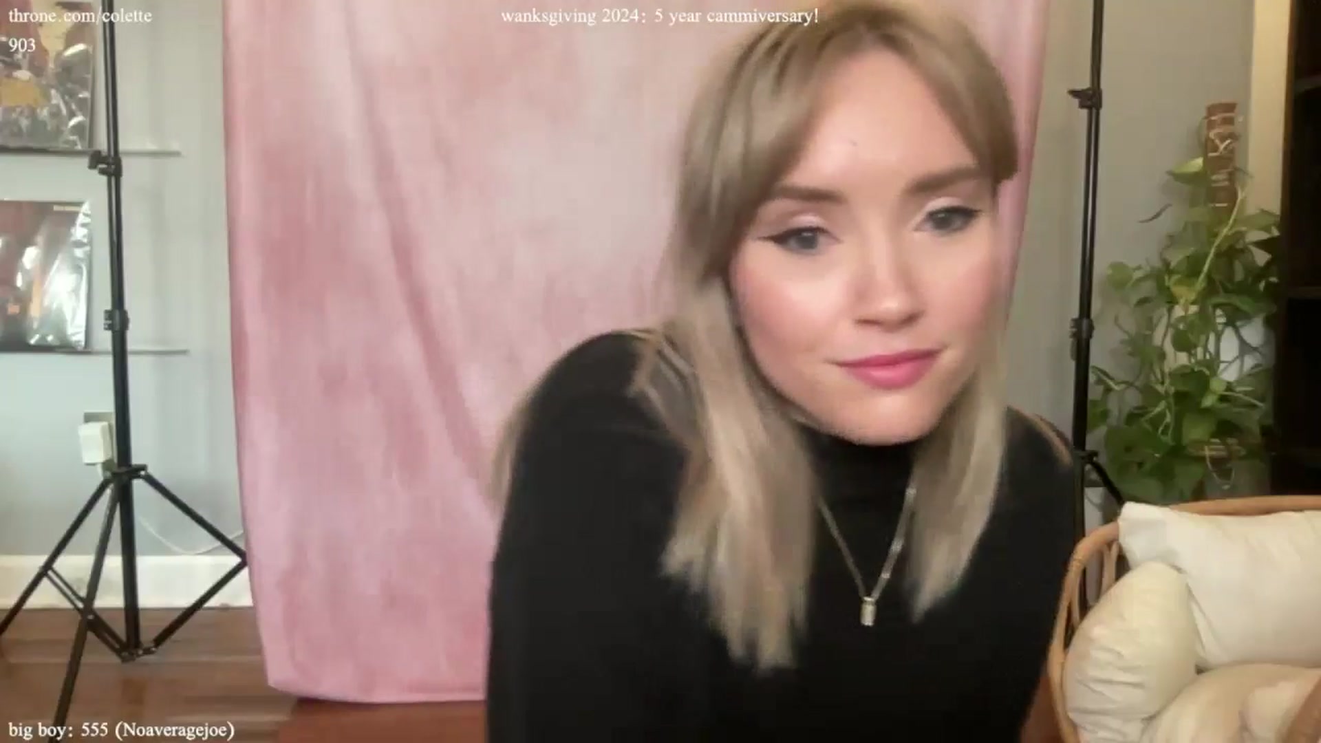 Gallery image thumbnail from coletteclaude's myfreecams stream on, 11/04/2024, 22:01 image 14 of 20