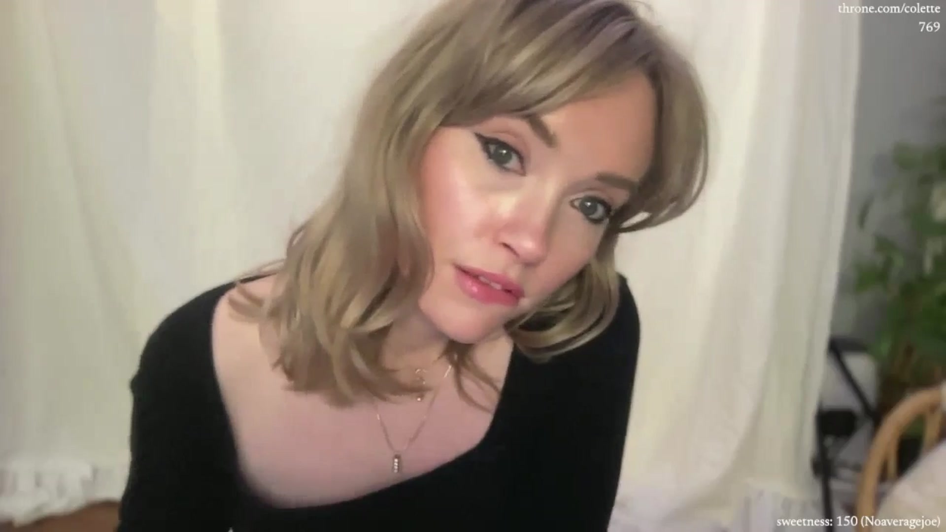 Gallery image thumbnail from coletteclaude's myfreecams stream on, 11/11/2024, 21:39 image 13 of 20