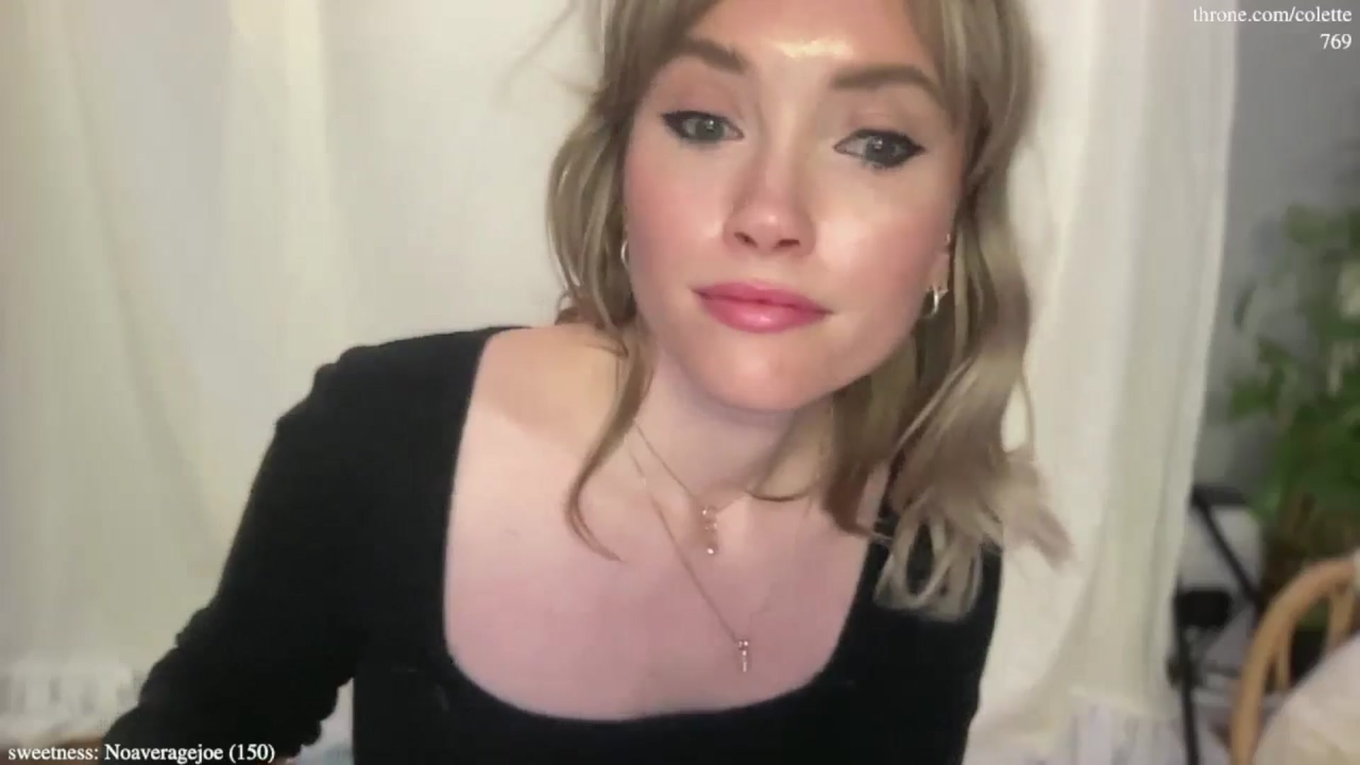Gallery image thumbnail from coletteclaude's myfreecams stream on, 11/11/2024, 21:39 image 14 of 20