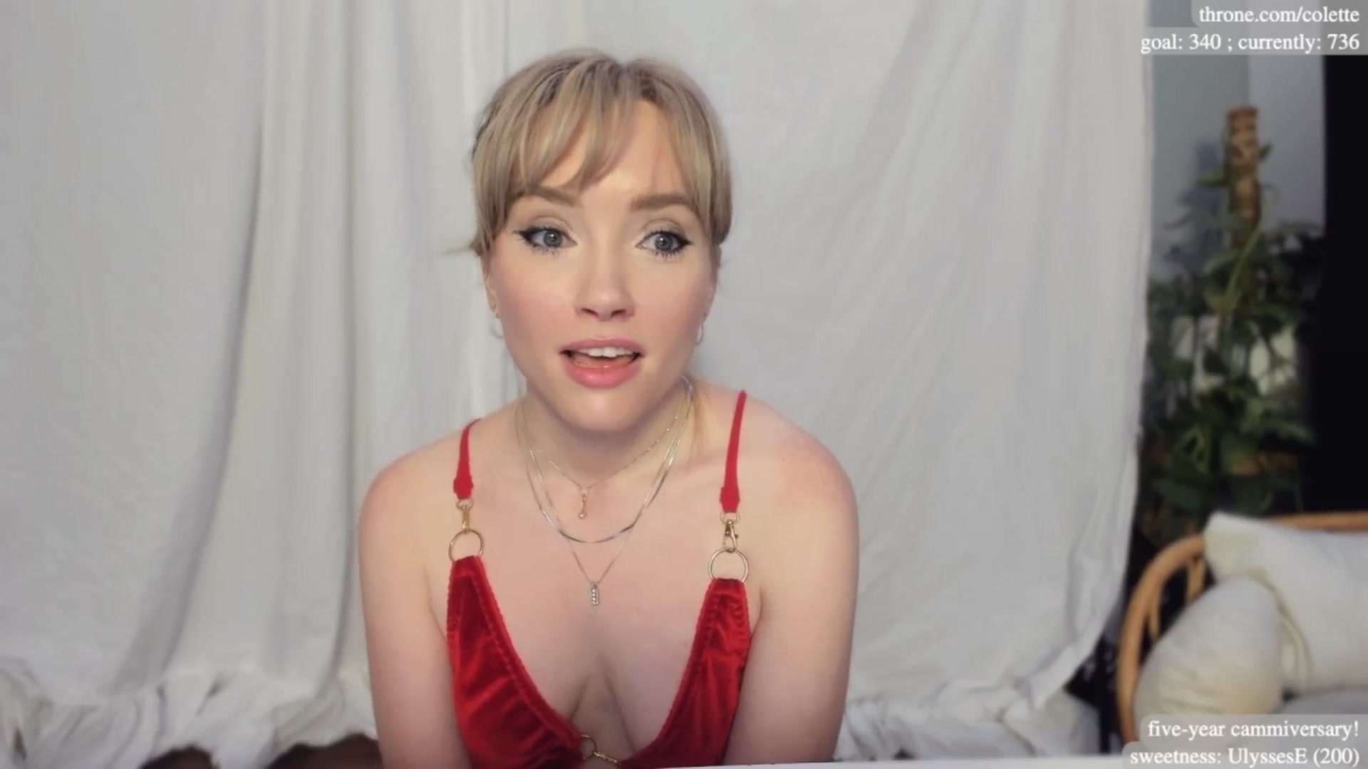 Gallery image thumbnail from coletteclaude's myfreecams stream on, 11/15/2024, 19:27 image 11 of 20