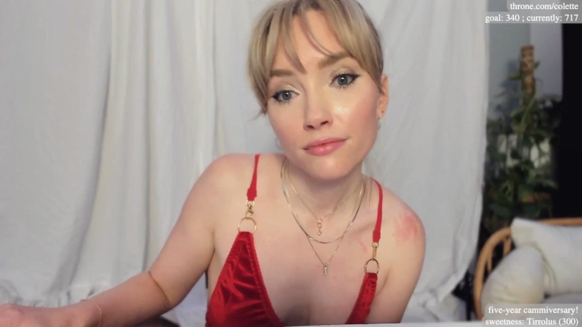 Gallery image thumbnail from coletteclaude's myfreecams stream on, 11/15/2024, 20:48 image 14 of 20