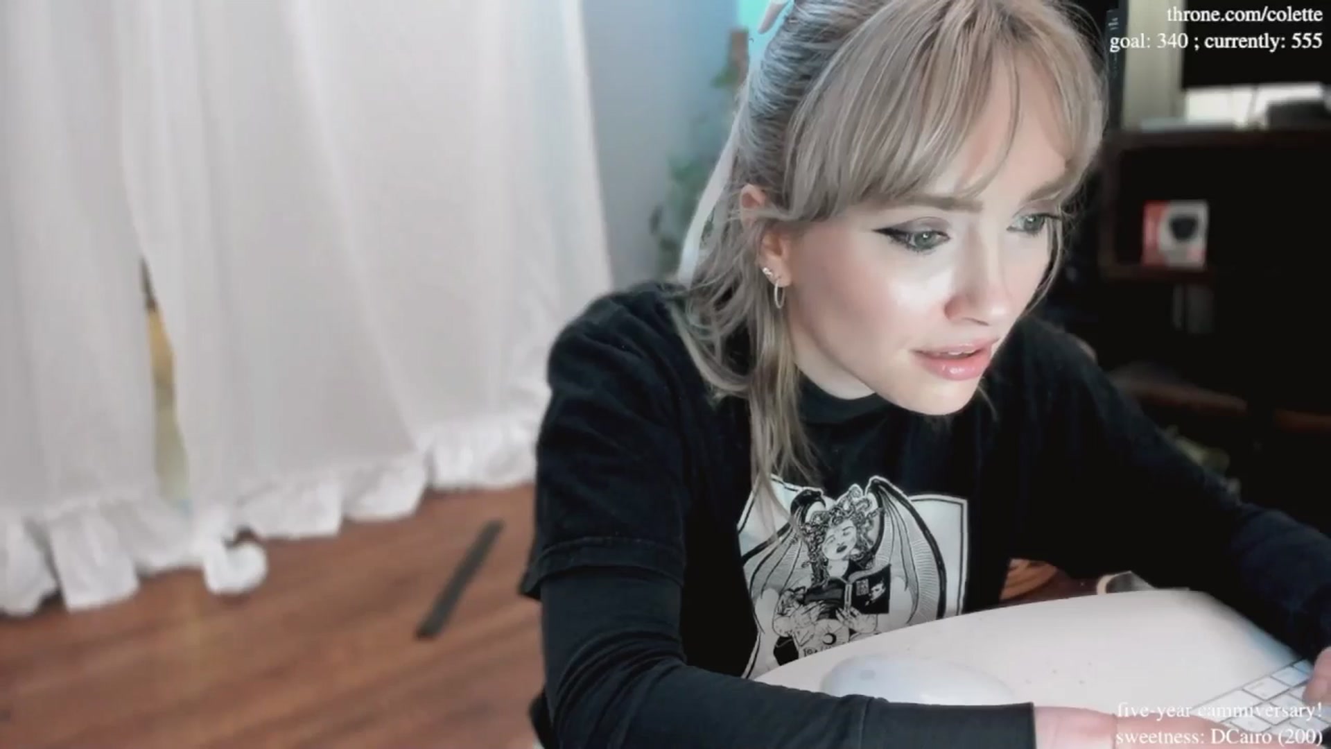 Gallery image thumbnail from coletteclaude's myfreecams stream on, 11/20/2024, 21:08 image 18 of 20