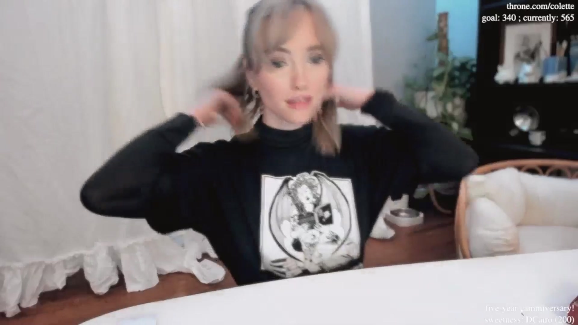 Gallery image thumbnail from coletteclaude's myfreecams stream on, 11/20/2024, 21:08 image 6 of 20