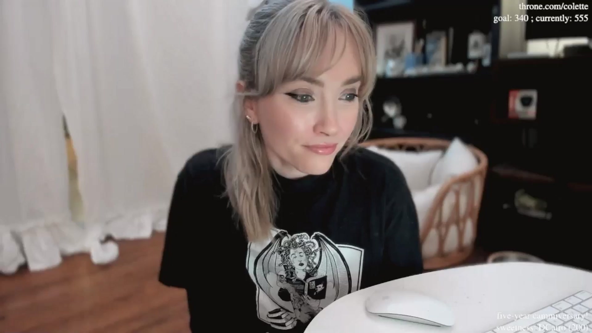 Gallery image thumbnail from coletteclaude's myfreecams stream on, 11/20/2024, 21:08 image 17 of 20