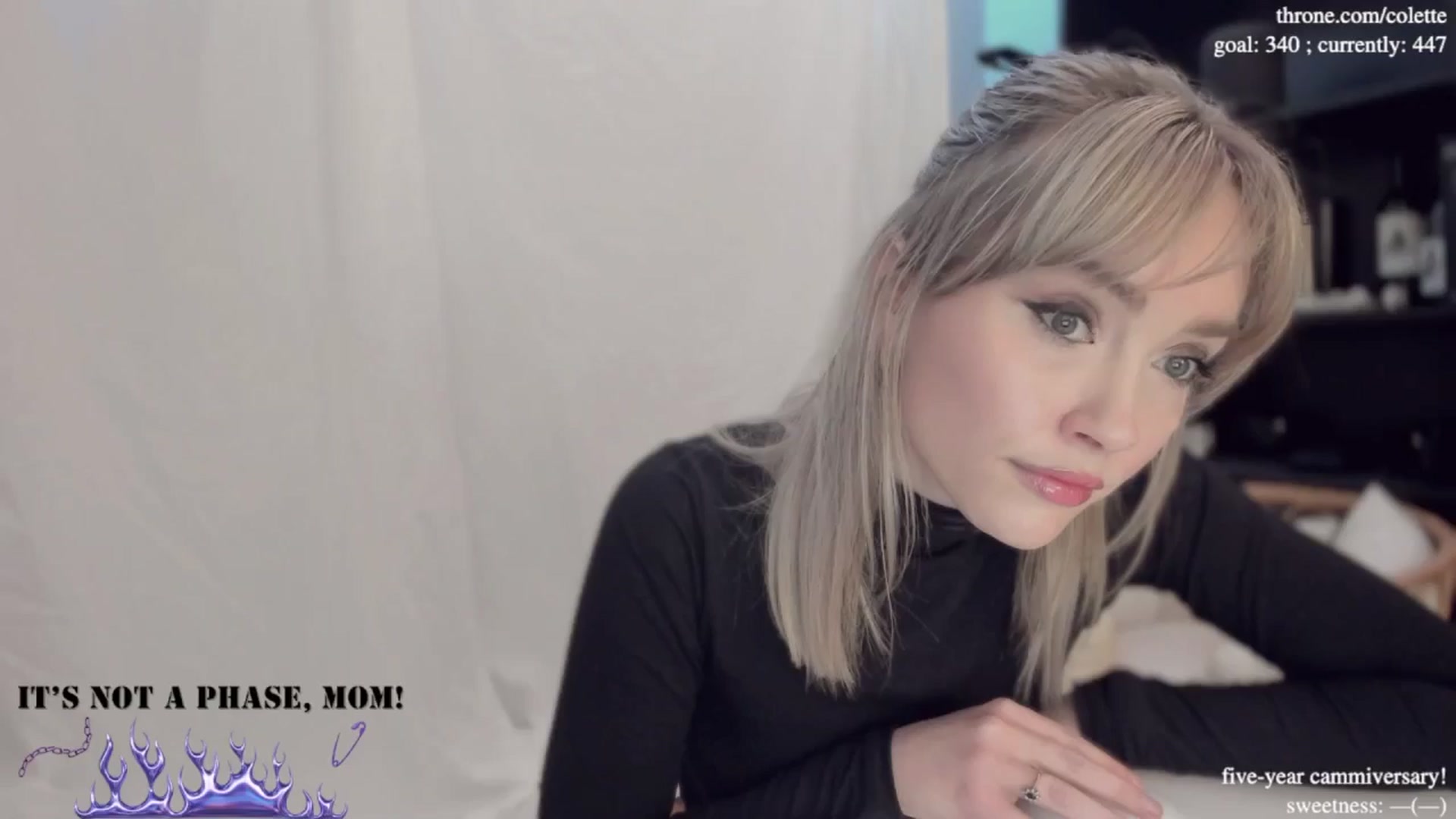 Gallery image thumbnail from coletteclaude's myfreecams stream on, 11/25/2024, 18:22 image 1 of 20