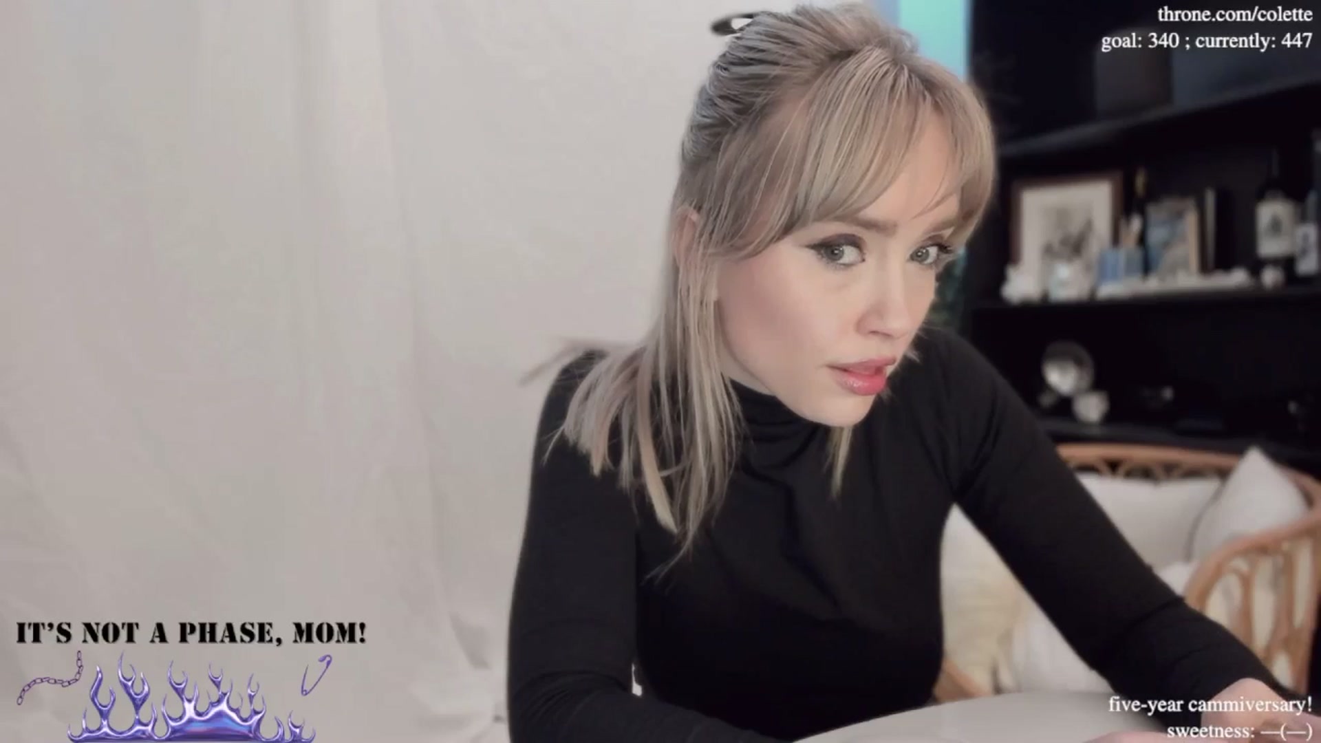 Gallery image thumbnail from coletteclaude's myfreecams stream on, 11/25/2024, 18:22 image 5 of 20