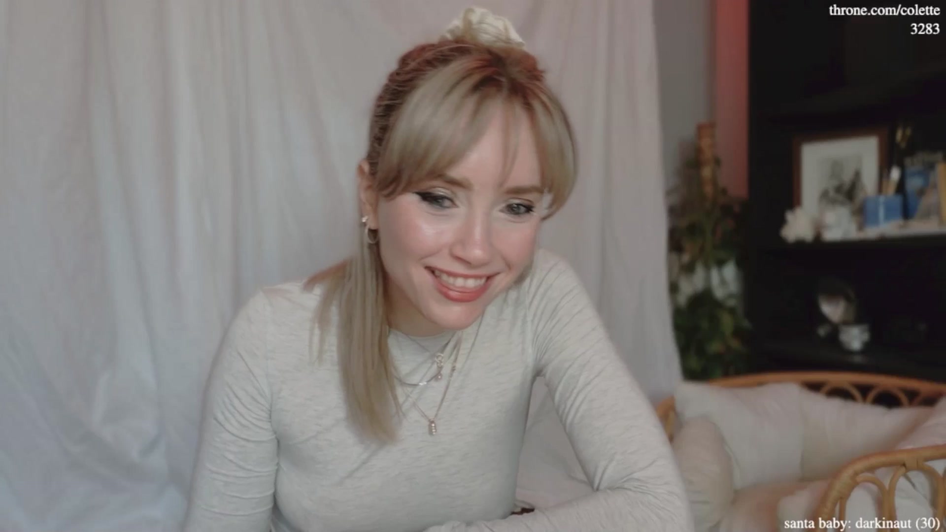 Gallery image thumbnail from coletteclaude's myfreecams stream on, 12/02/2024, 21:34 image 3 of 20