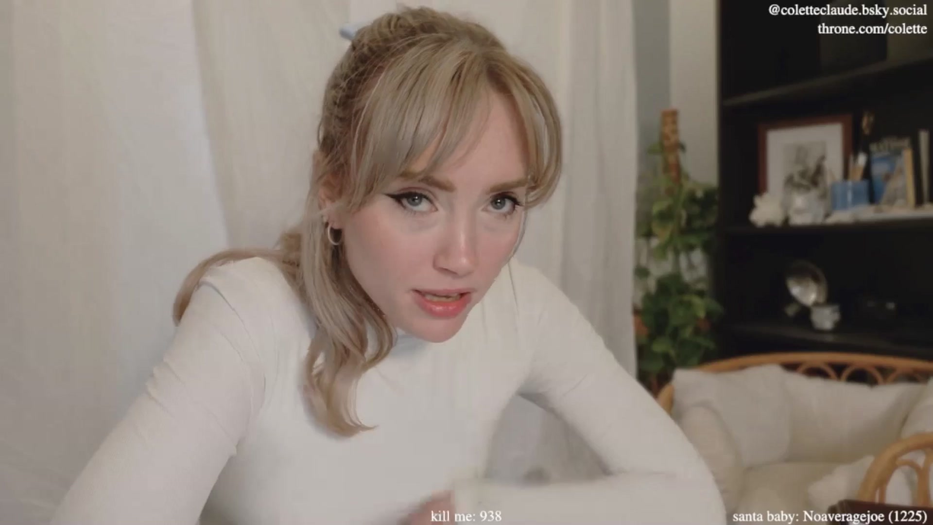 Gallery image thumbnail from coletteclaude's myfreecams stream on, 12/04/2024, 20:19 image 10 of 20