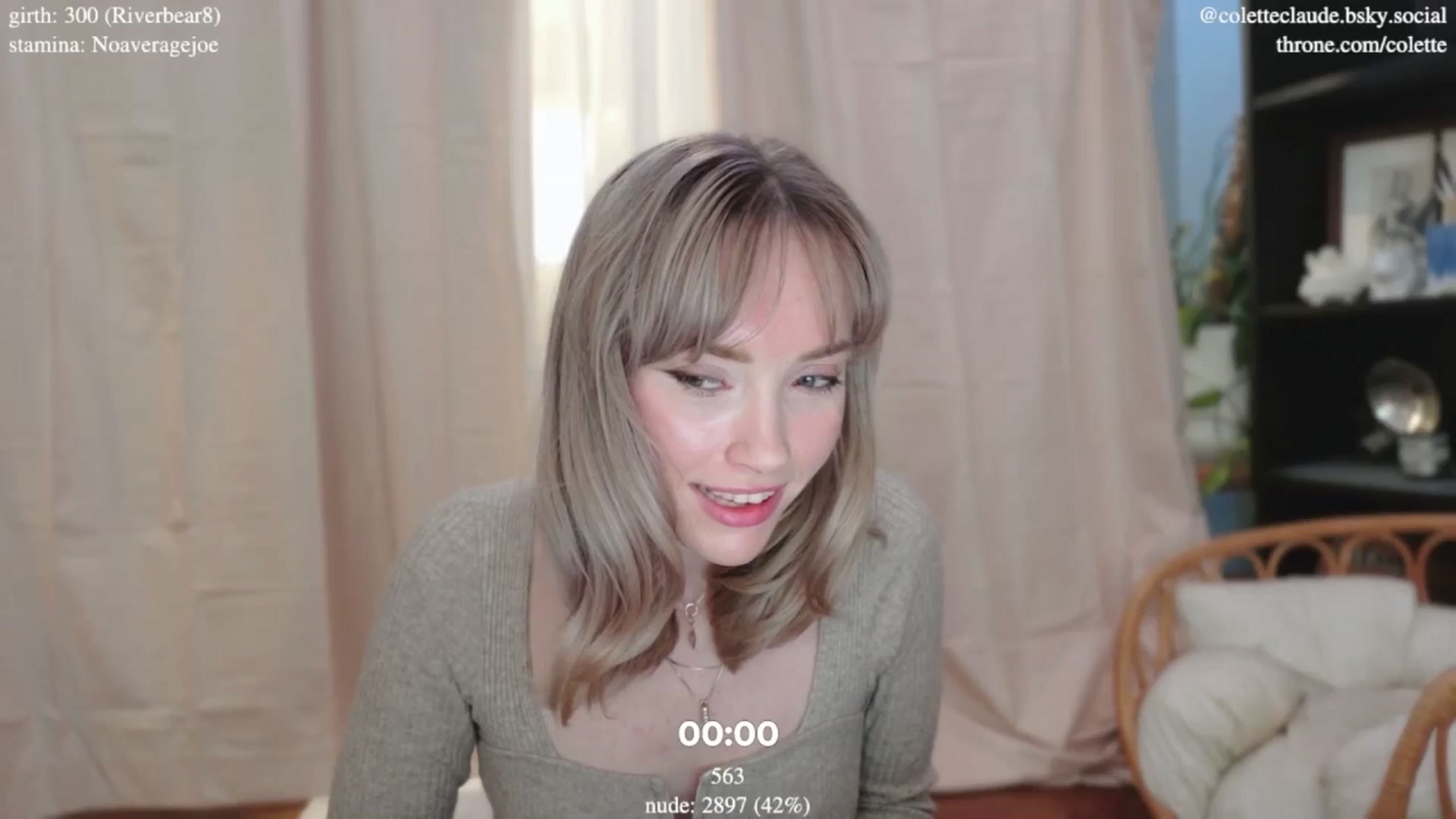 Gallery image thumbnail from coletteclaude's myfreecams stream on, 01/16/2025, 21:12 image 8 of 20