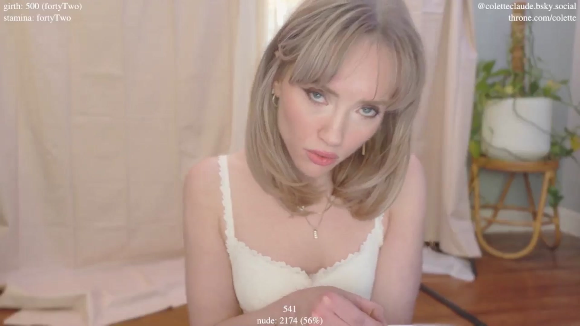 Gallery image thumbnail from coletteclaude's myfreecams stream on, 01/22/2025, 22:04 image 15 of 20