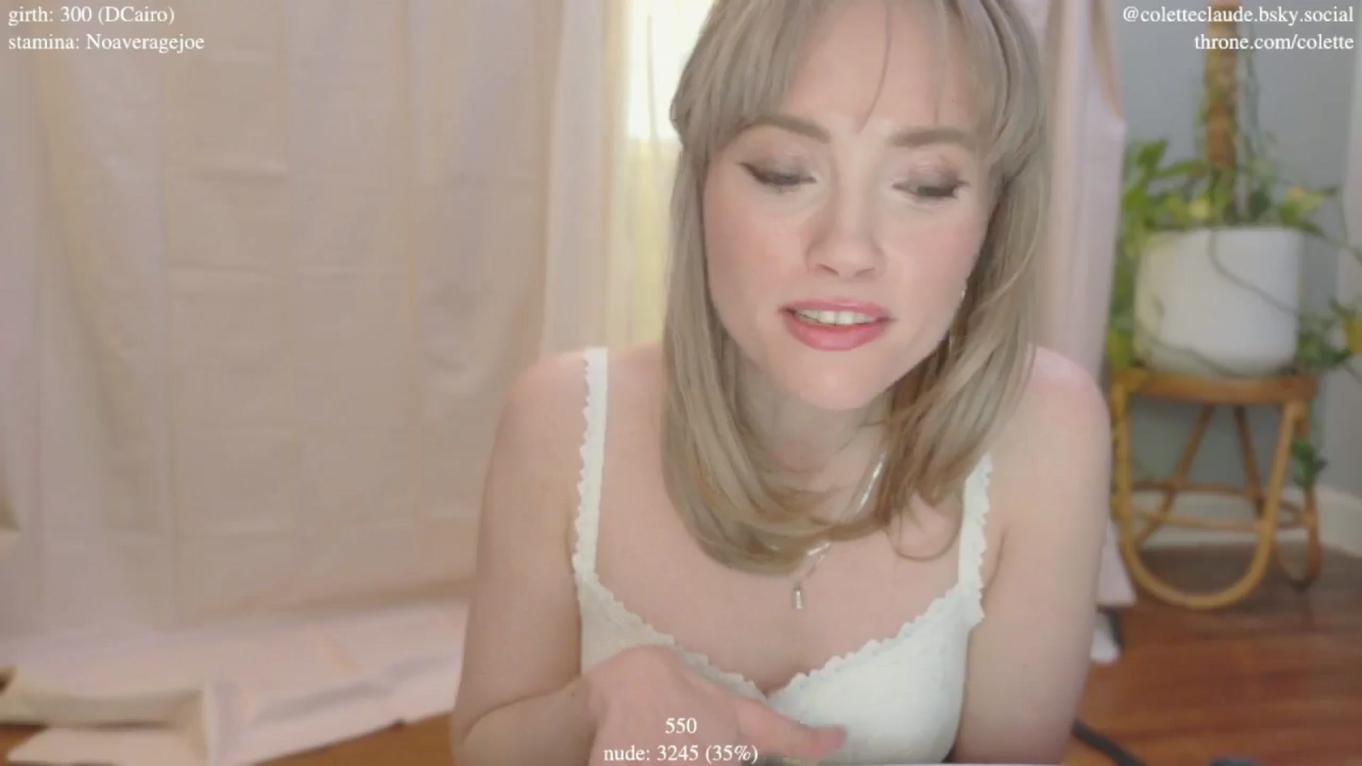 Gallery image thumbnail from coletteclaude's myfreecams stream on, 01/22/2025, 22:04 image 10 of 20