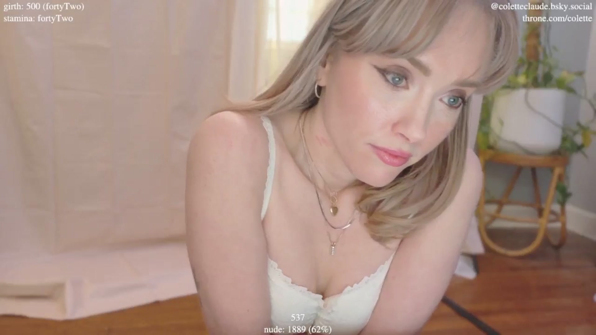 Gallery image thumbnail from coletteclaude's myfreecams stream on, 01/22/2025, 22:04 image 18 of 20
