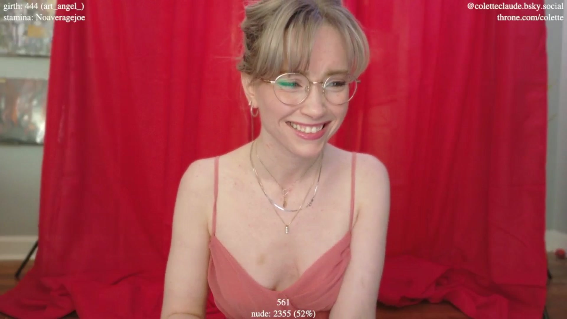 Gallery image thumbnail from coletteclaude's myfreecams stream on, 01/28/2025, 22:20 image 13 of 20
