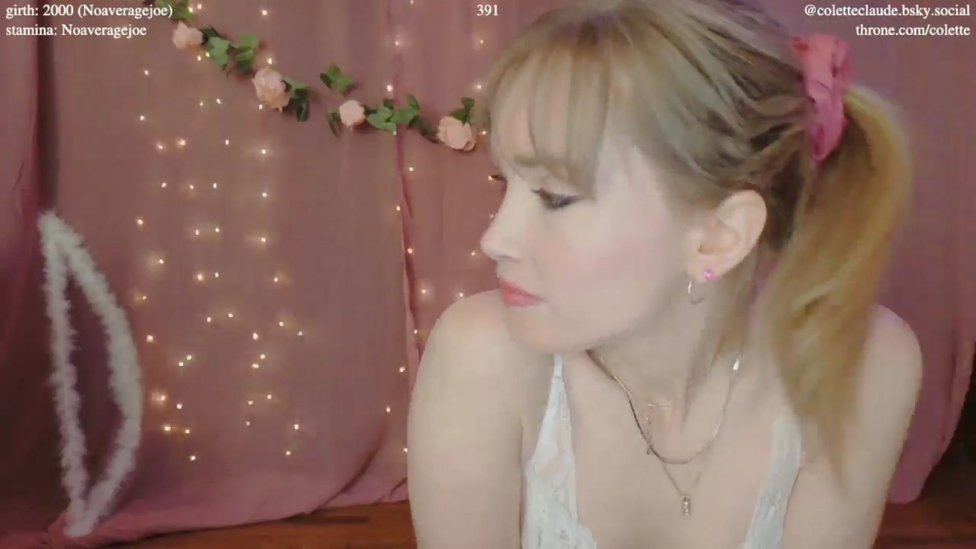 Gallery image thumbnail from coletteclaude's myfreecams stream on, 02/14/2025, 20:49 image 20 of 20