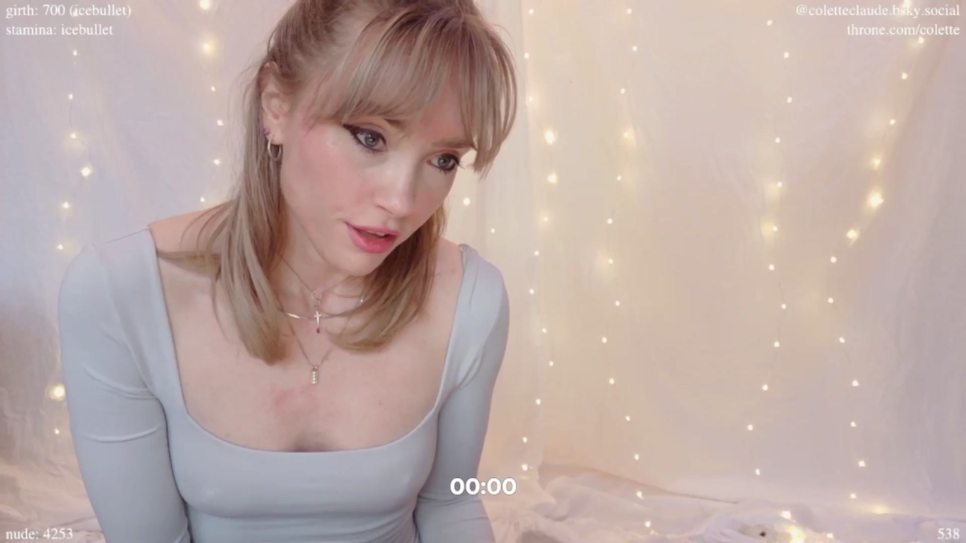 Gallery image thumbnail from coletteclaude's myfreecams stream on, 02/25/2025, 21:34 image 7 of 20